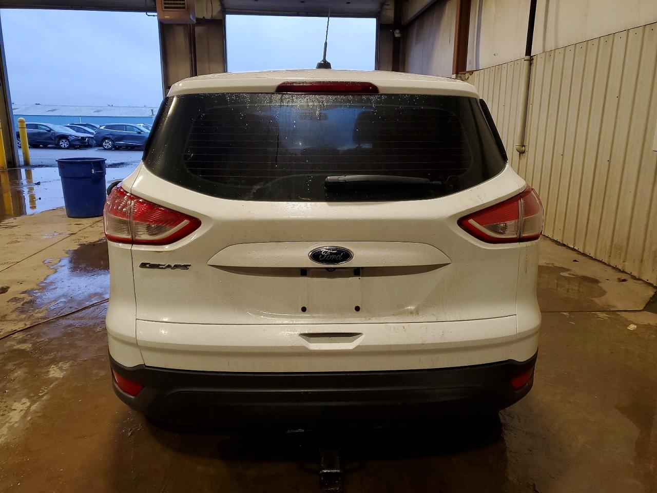 2015 FORD ESCAPE S photo 6