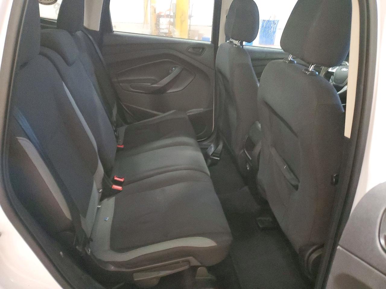 2015 FORD ESCAPE S photo 11