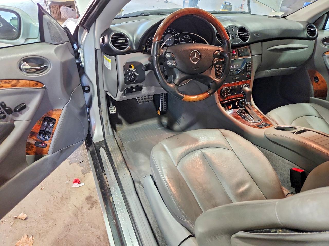 2008 MERCEDES-BENZ CLK 350 photo 8