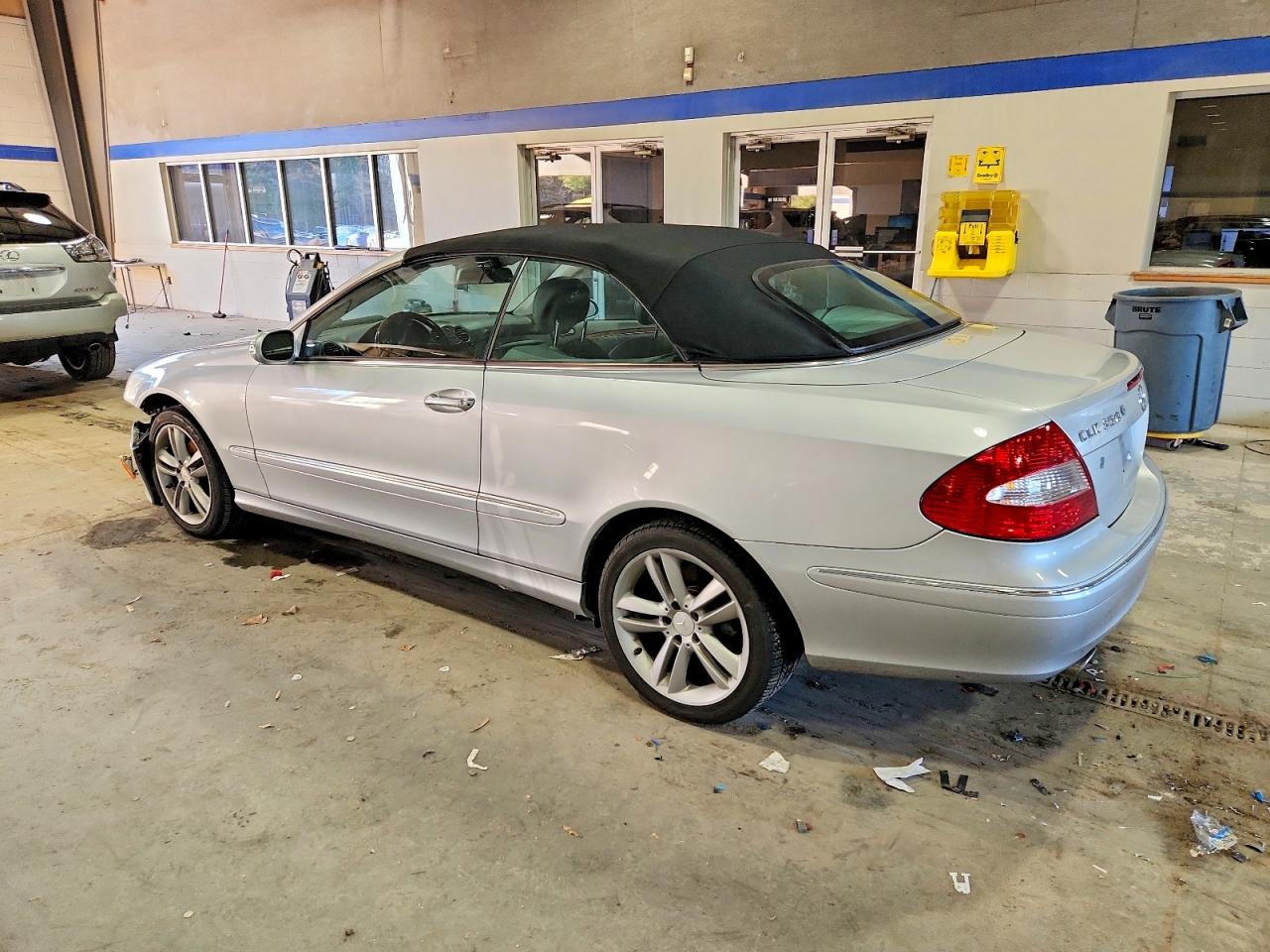 2008 MERCEDES-BENZ CLK 350 photo 2