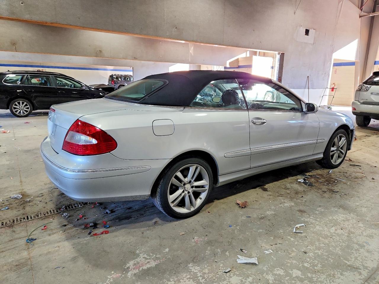2008 MERCEDES-BENZ CLK 350 photo 3