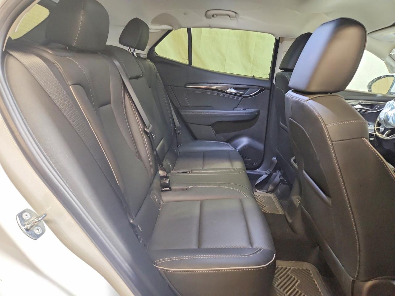 2023 BUICK ENVISION ESSENCE photo 11