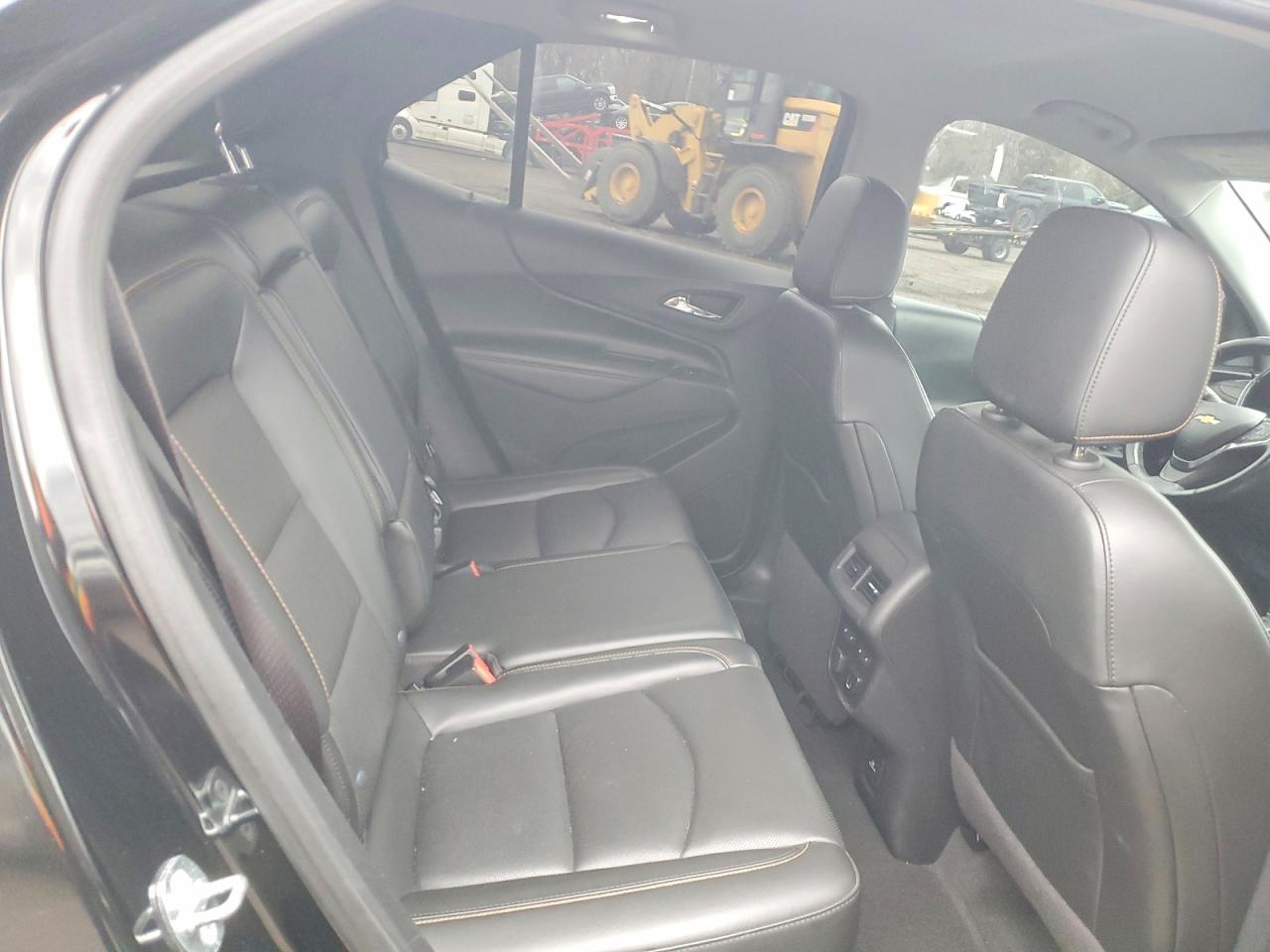 2018 CHEVROLET EQUINOX PREMIER photo 11