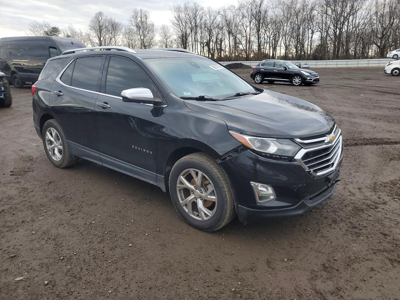 2018 CHEVROLET EQUINOX PREMIER photo 4
