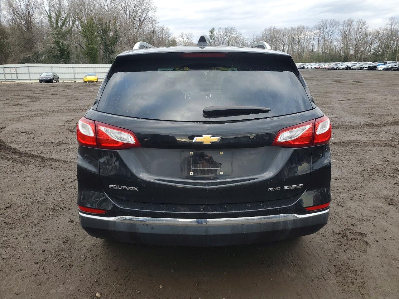2018 CHEVROLET EQUINOX PREMIER photo 6