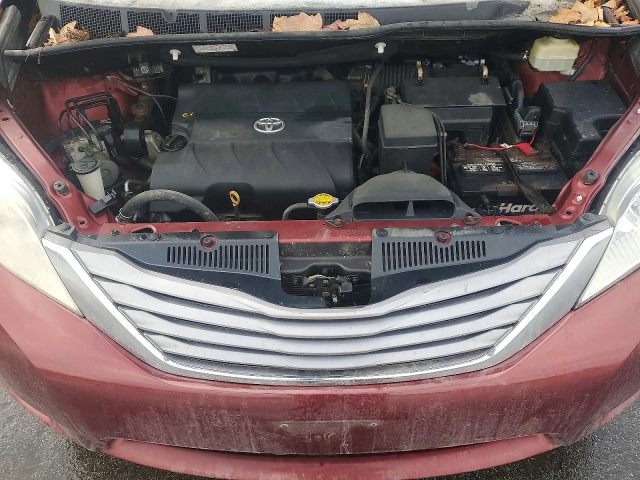 2016 TOYOTA SIENNA XLE photo 12