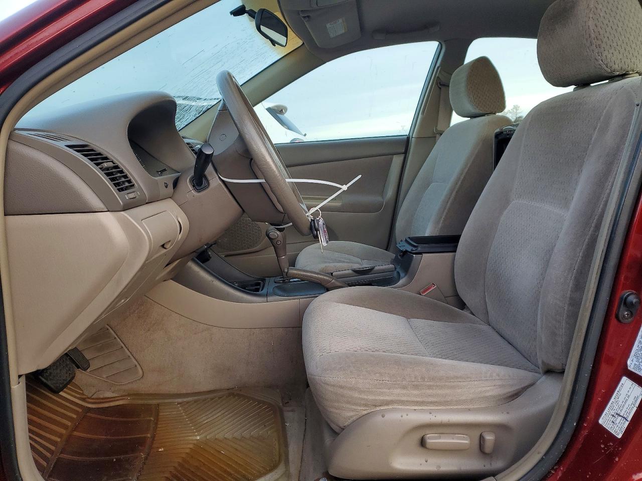 2003 TOYOTA CAMRY LE photo 7