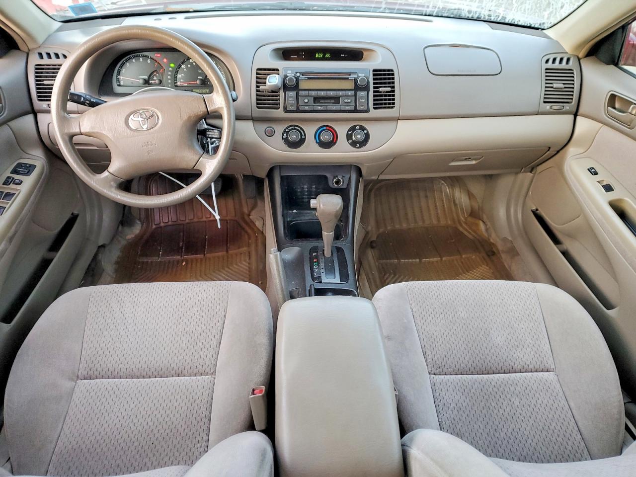 2003 TOYOTA CAMRY LE photo 8
