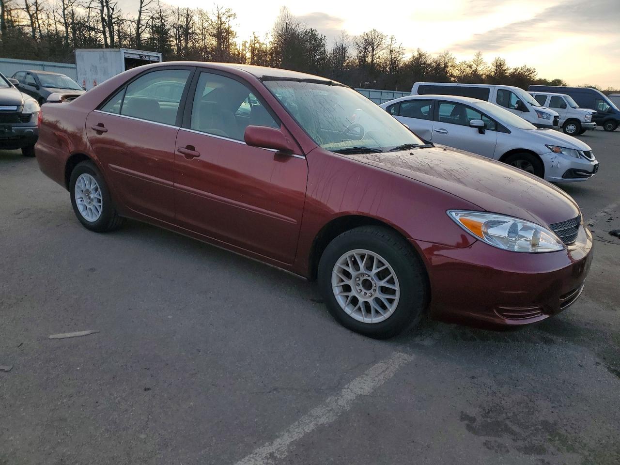2003 TOYOTA CAMRY LE photo 4