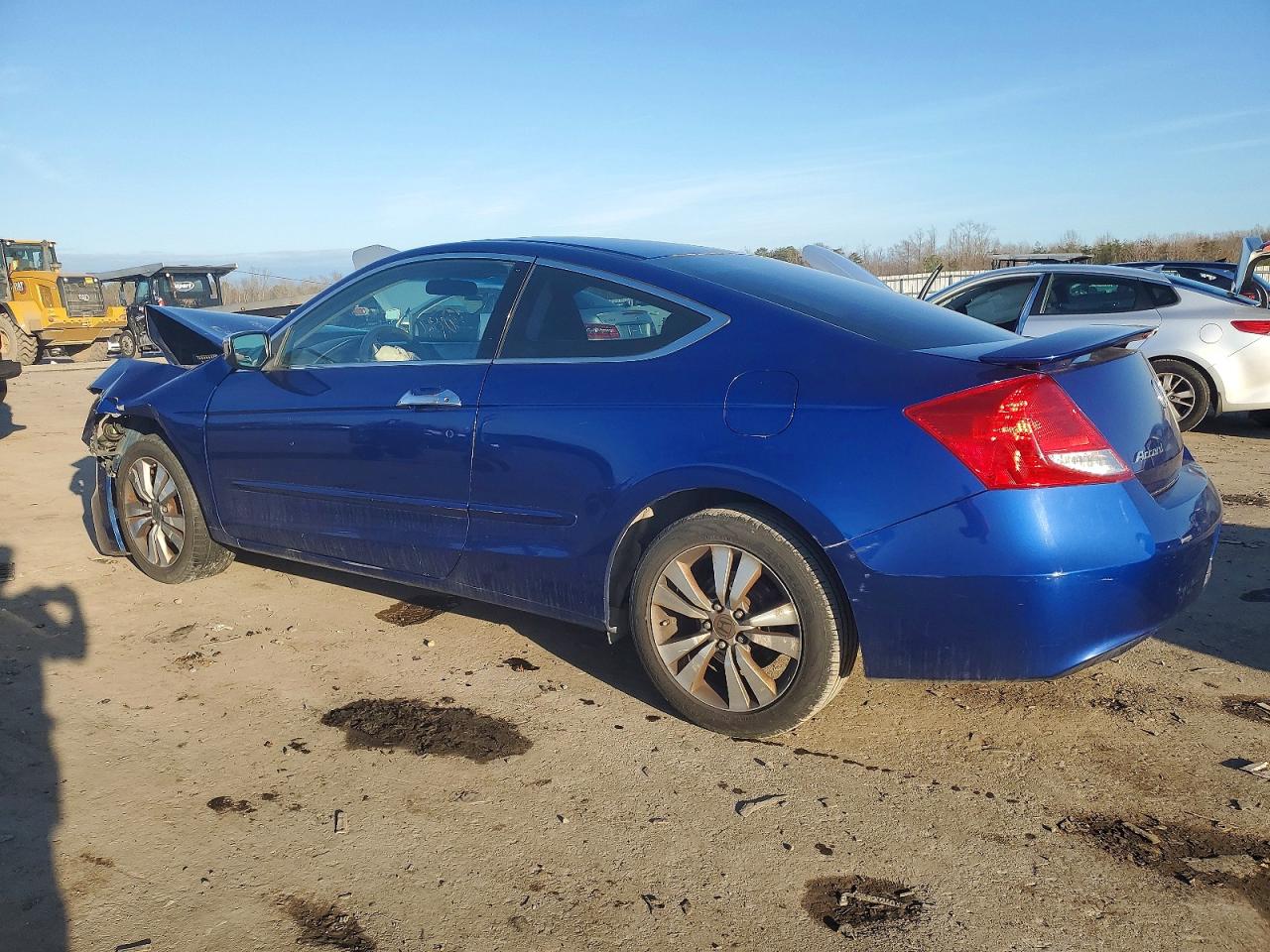 2011 HONDA ACCORD EX photo 2