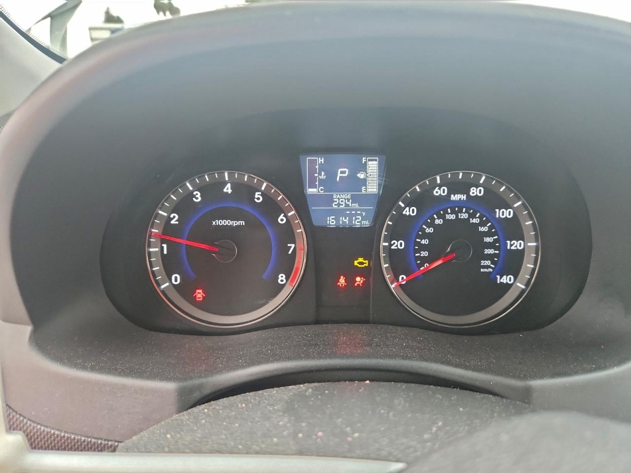 2017 HYUNDAI ACCENT SE photo 9