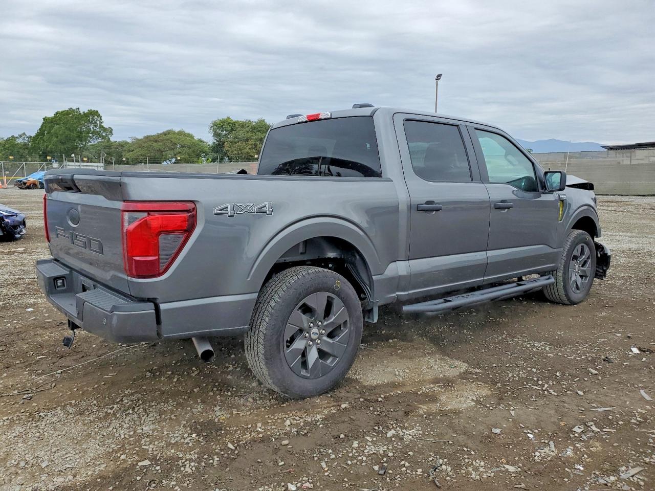 2025 FORD F150 STX photo 3