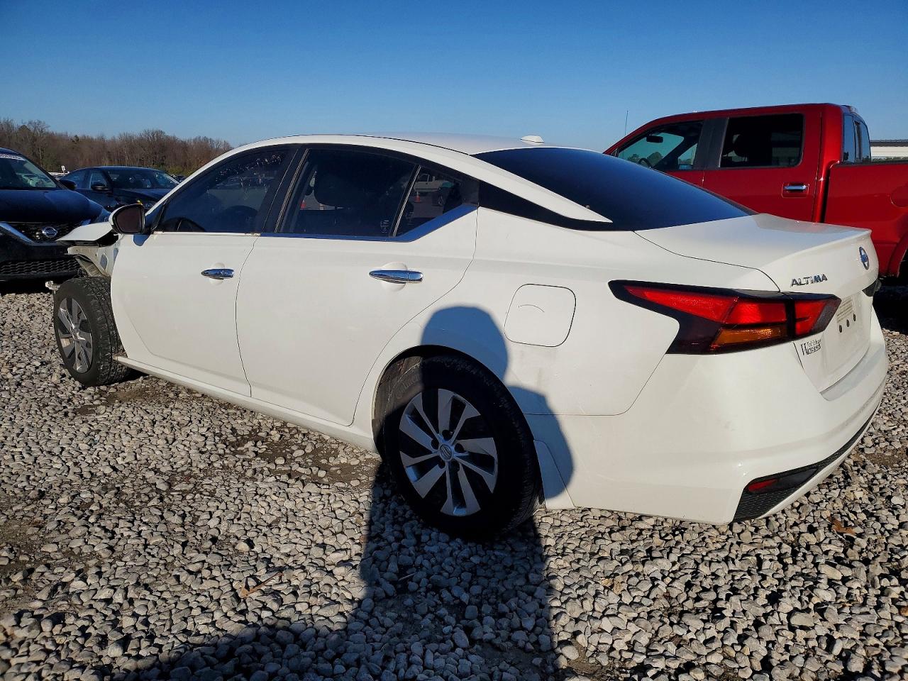 2019 NISSAN ALTIMA S photo 3