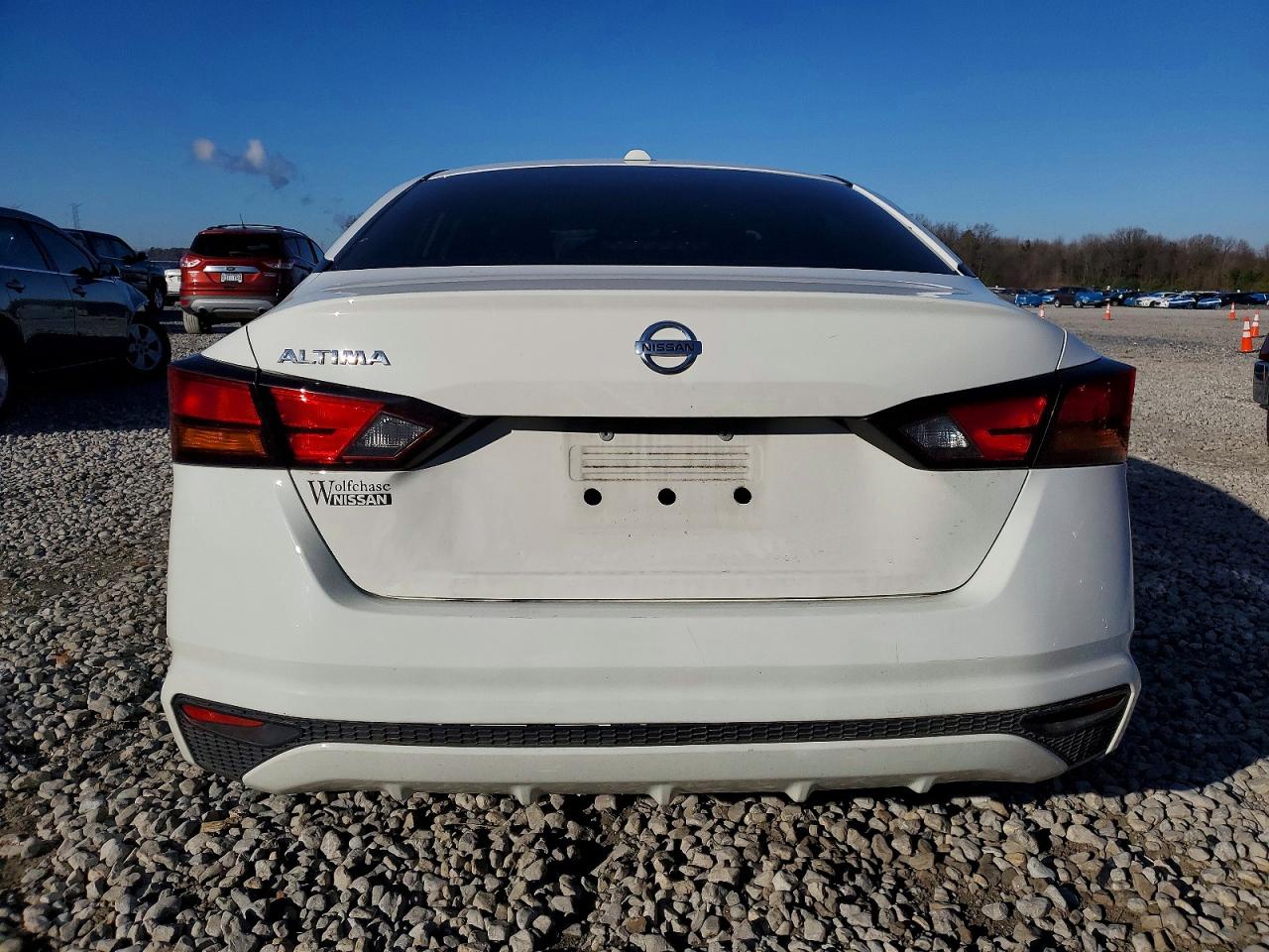 2019 NISSAN ALTIMA S photo 11