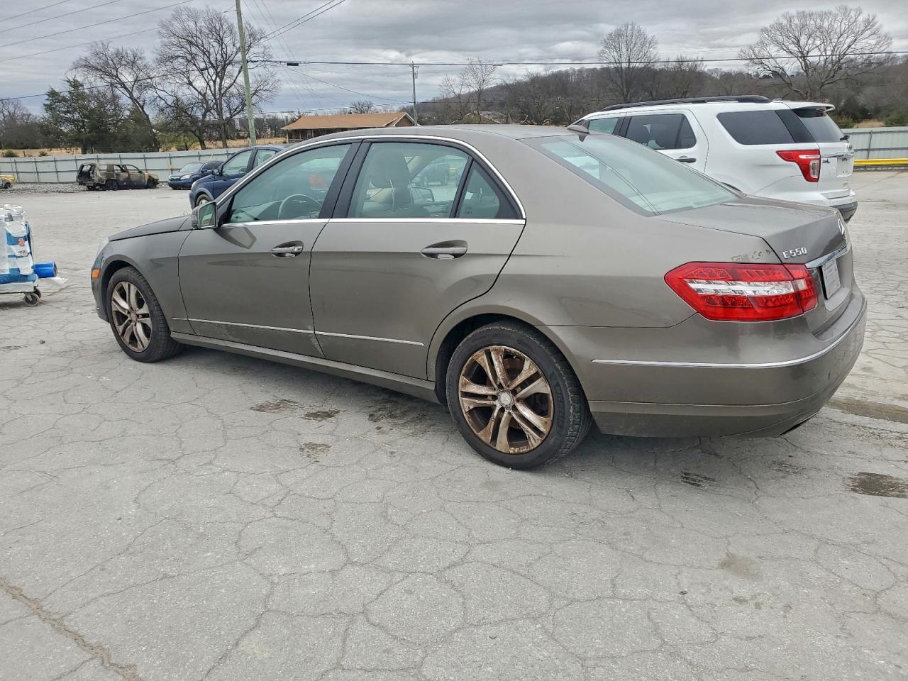 2010 MERCEDES-BENZ E 550 4MATIC photo 3
