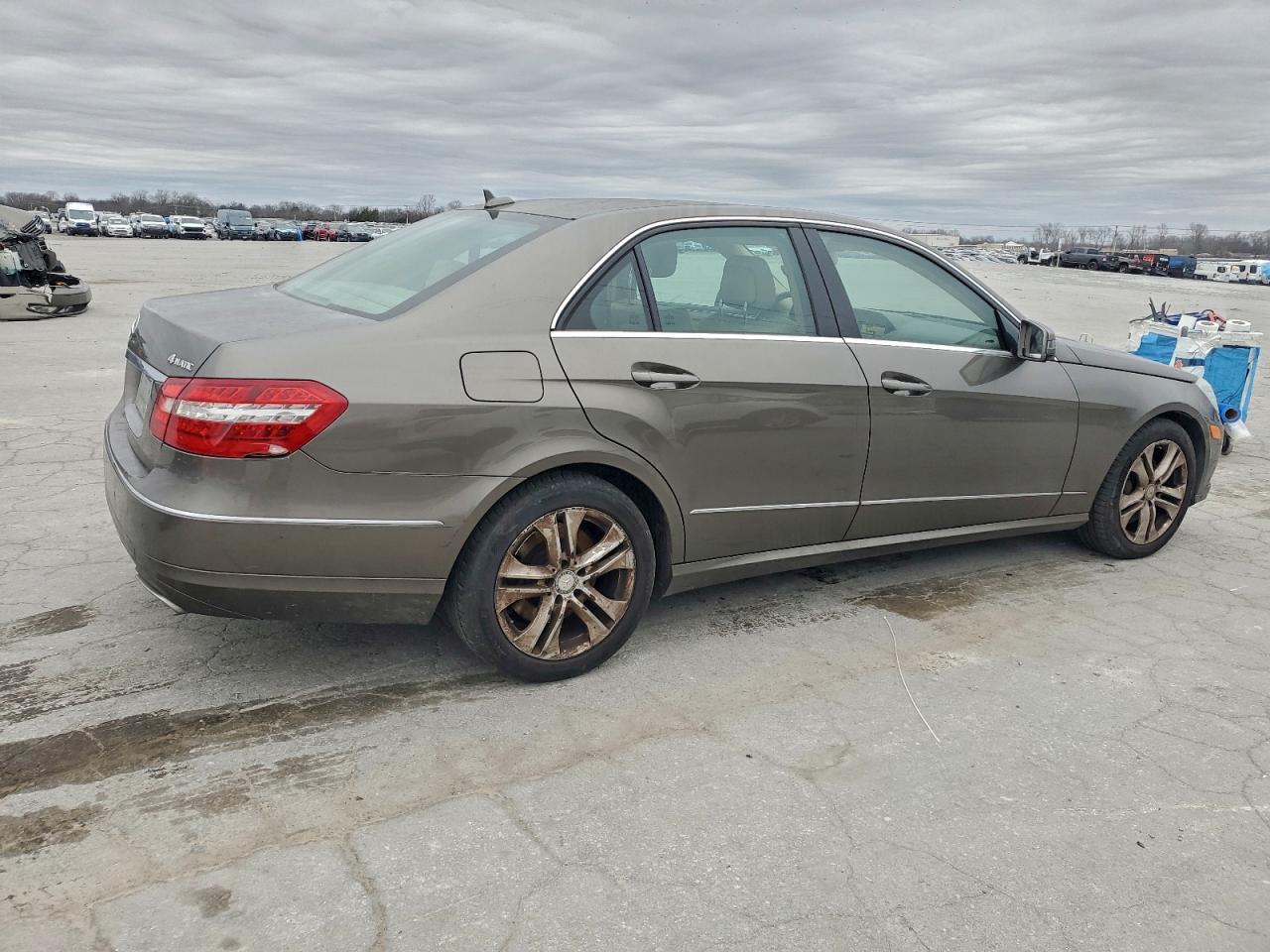 2010 MERCEDES-BENZ E 550 4MATIC photo 5