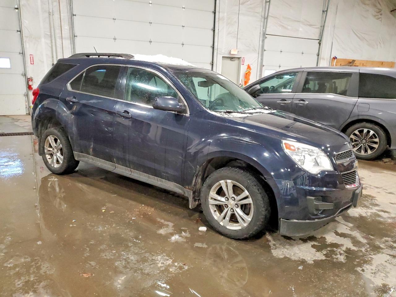 2015 CHEVROLET EQUINOX LT photo 4