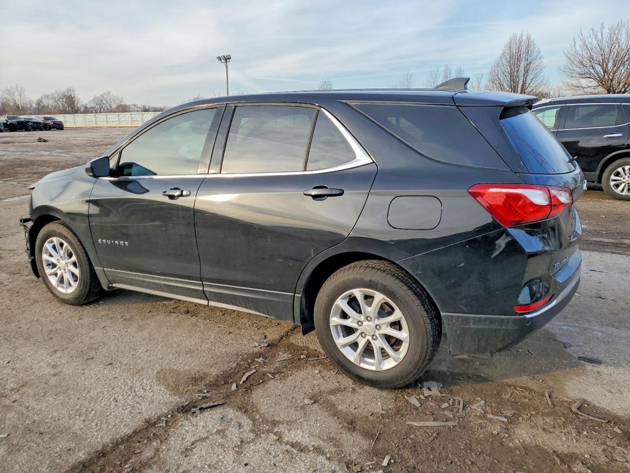 2020 CHEVROLET EQUINOX LT photo 2