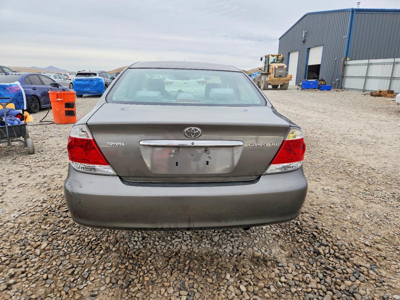 2005 TOYOTA CAMRY LE photo 6