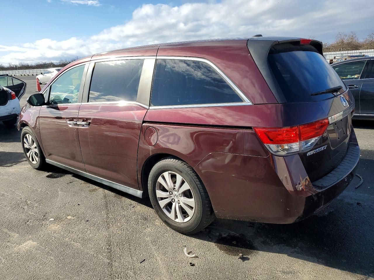2014 HONDA ODYSSEY EXL photo 2
