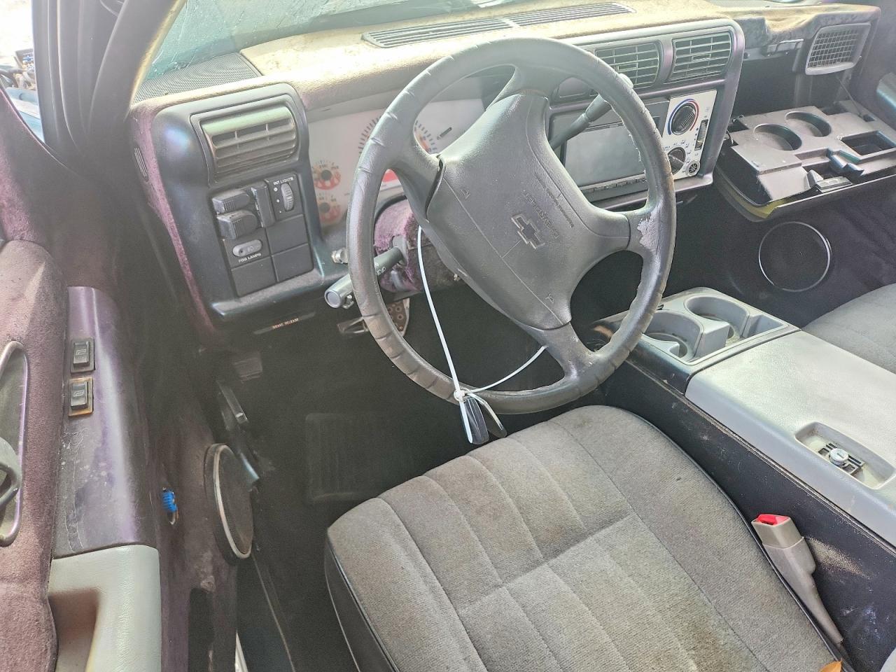 1996 CHEVROLET S TRUCK S10 photo 8