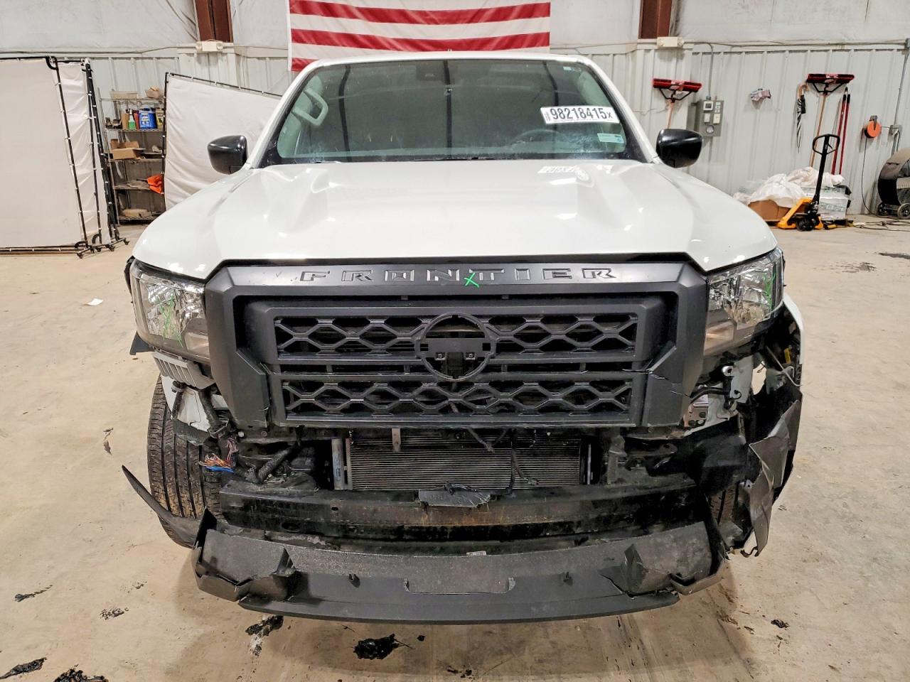 2024 NISSAN FRONTIER S photo 5