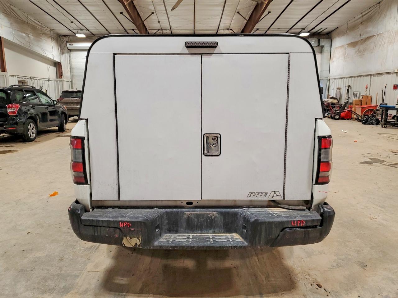 2024 NISSAN FRONTIER S photo 6
