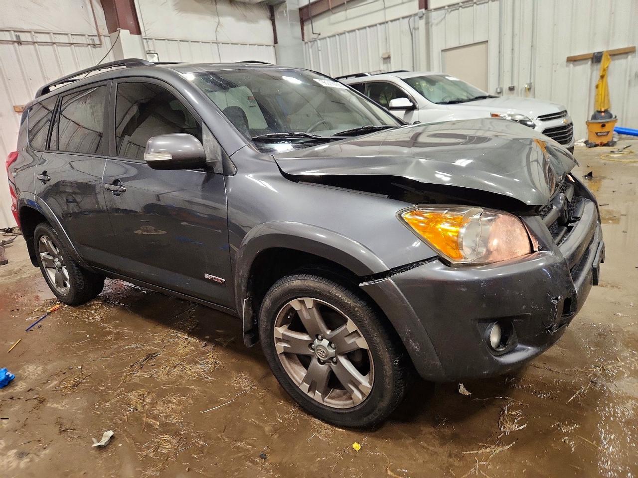 2011 TOYOTA RAV4 SPORT photo 4