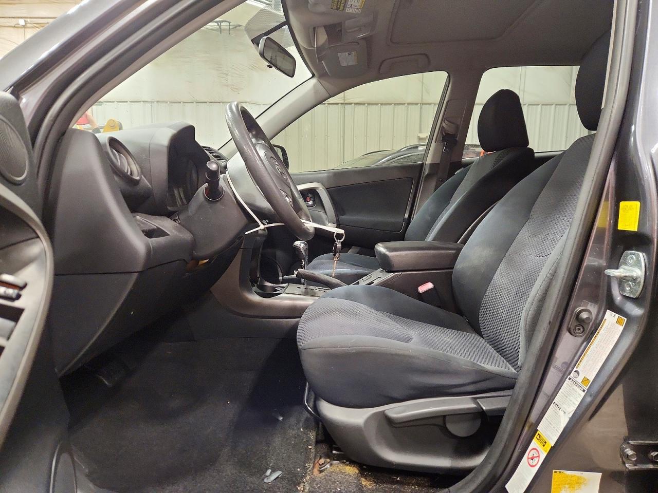2011 TOYOTA RAV4 SPORT photo 7