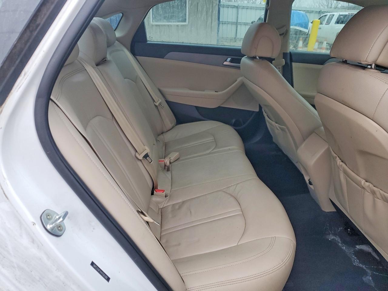2017 HYUNDAI SONATA SE photo 19