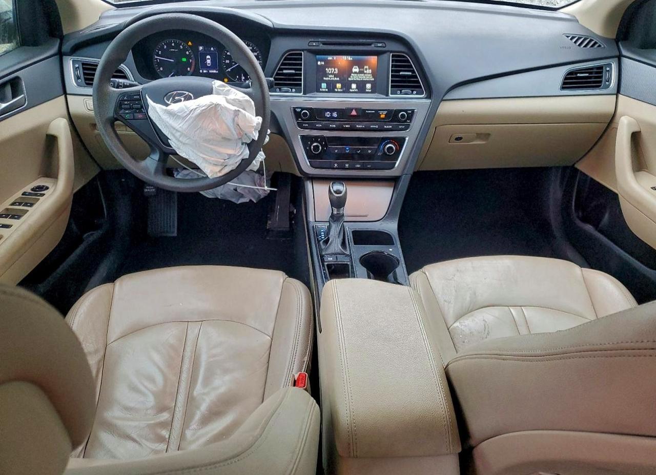 2017 HYUNDAI SONATA SE photo 15