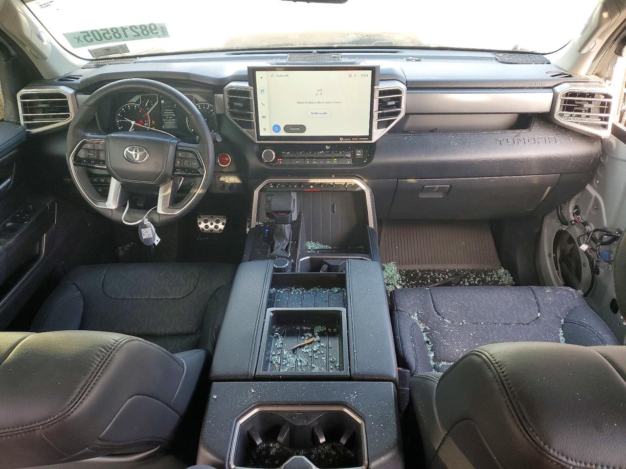 2024 TOYOTA TUNDRA CREWMAX SR photo 8