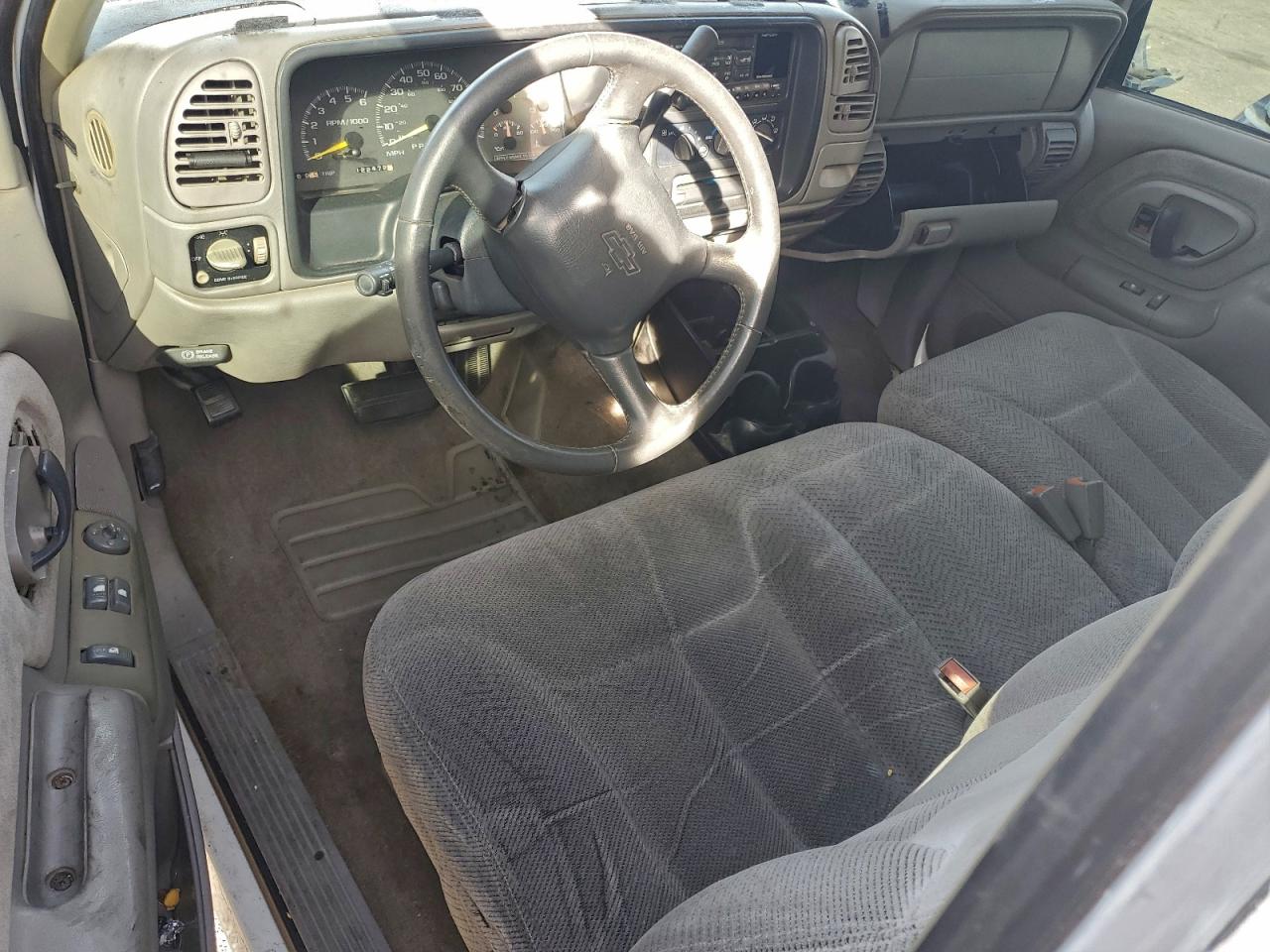 1998 CHEVROLET GMT-400 C1500 photo 8
