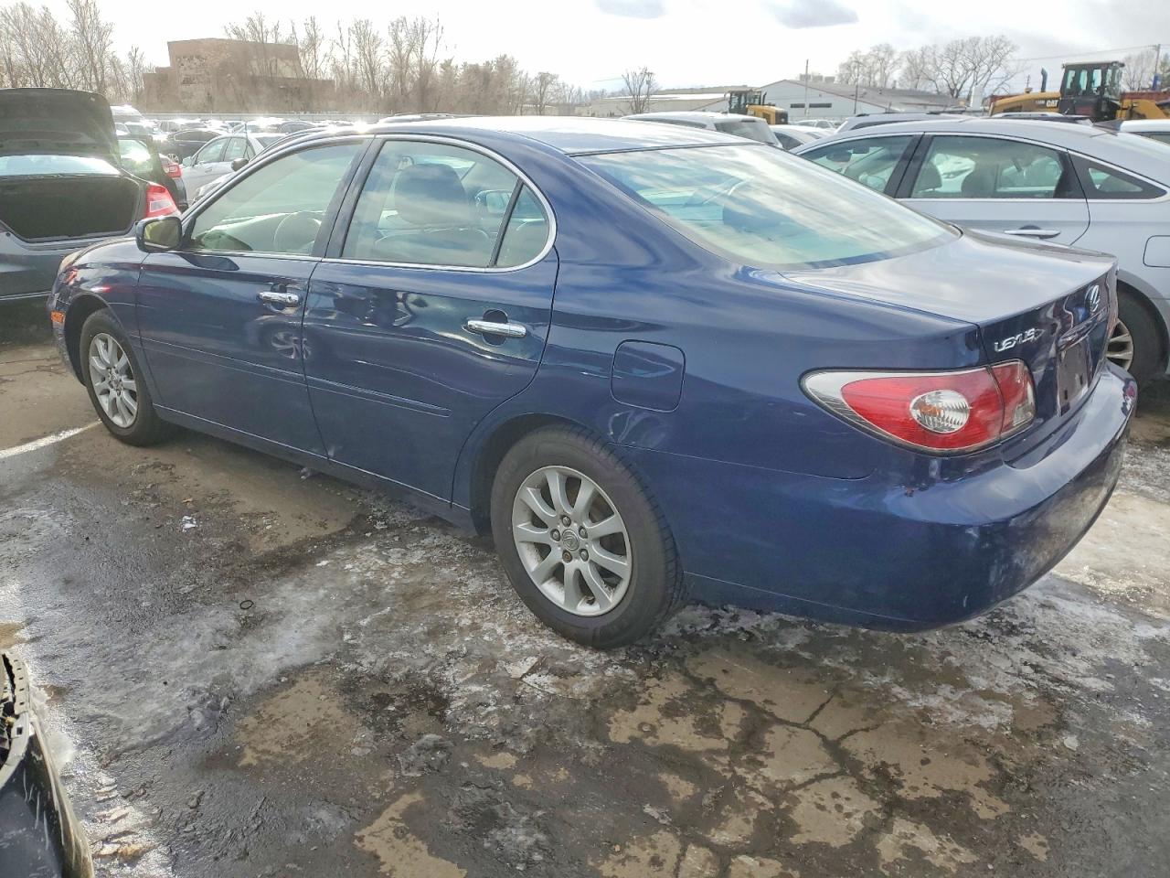 2003 LEXUS ES 300 photo 2