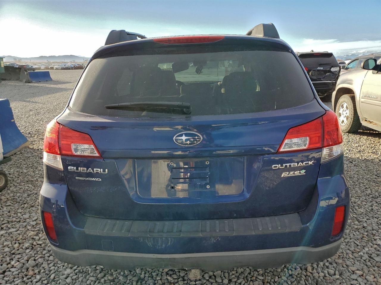 2011 SUBARU OUTBACK 2.5I PREMIUM photo 6