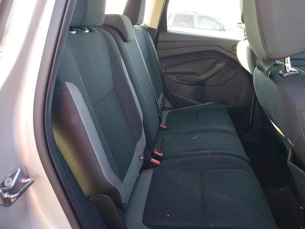 2016 FORD ESCAPE S photo 11