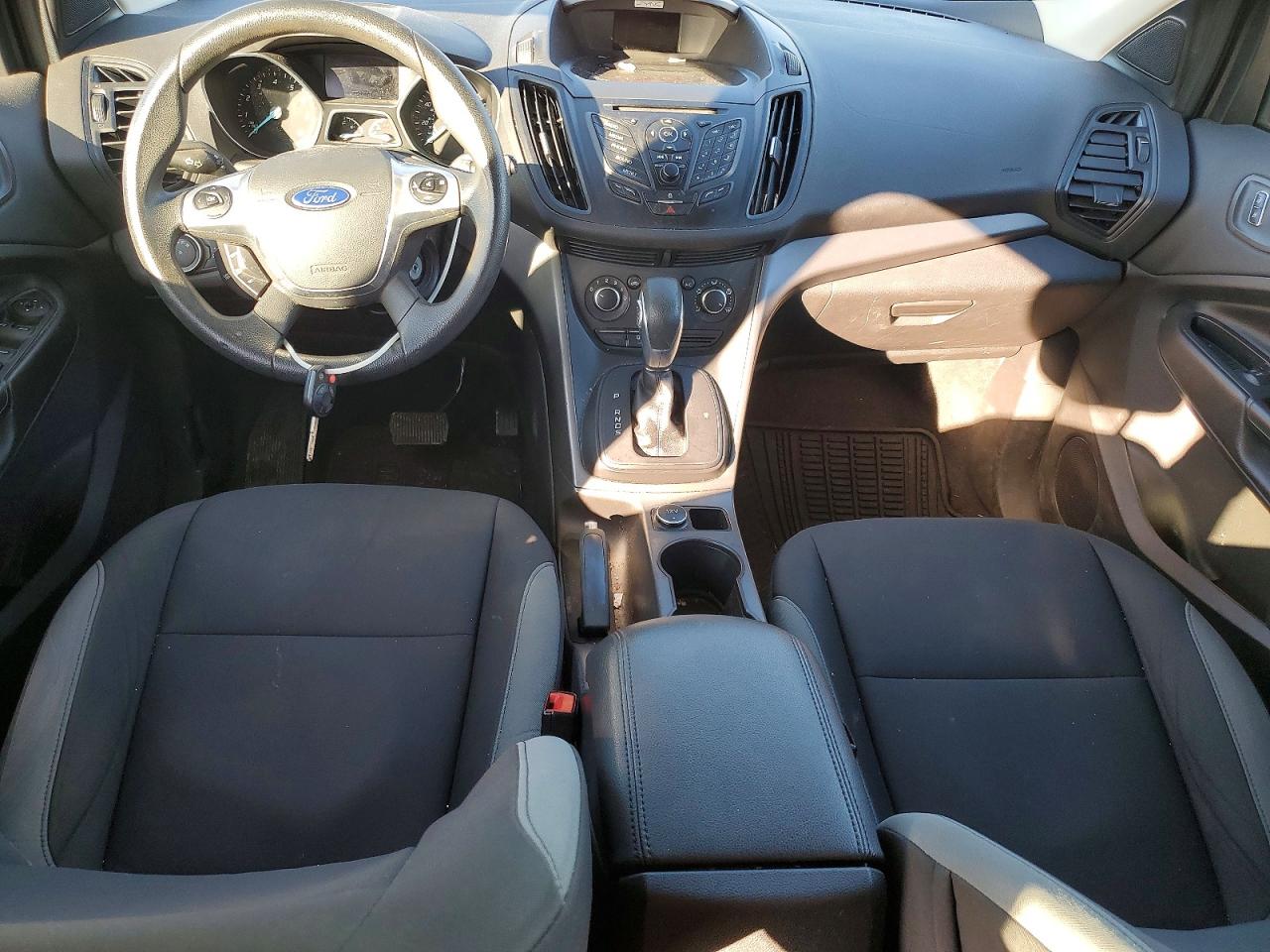 2016 FORD ESCAPE S photo 8