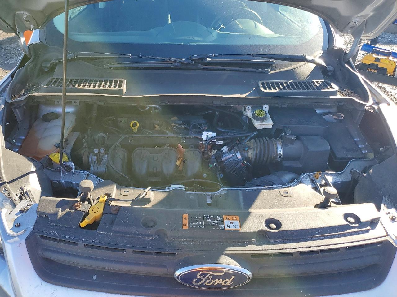 2016 FORD ESCAPE S photo 12