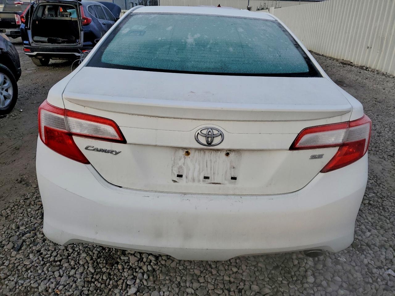 2013 TOYOTA CAMRY L photo 6