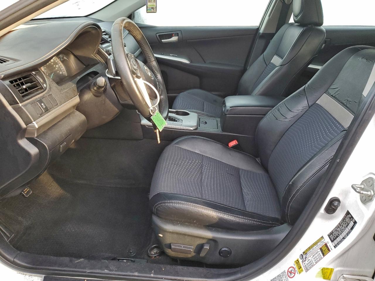 2013 TOYOTA CAMRY L photo 7