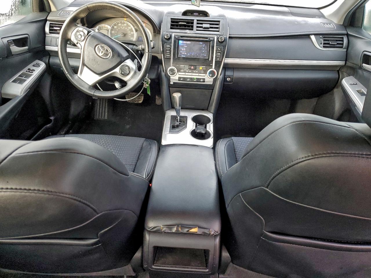 2013 TOYOTA CAMRY L photo 8