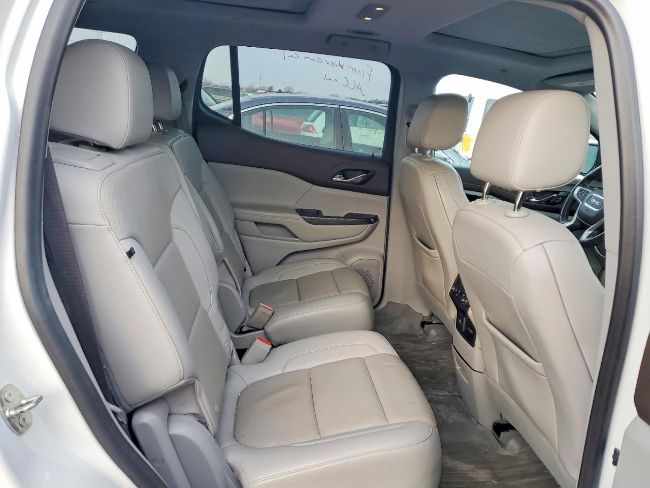 2021 GMC ACADIA SLT photo 11