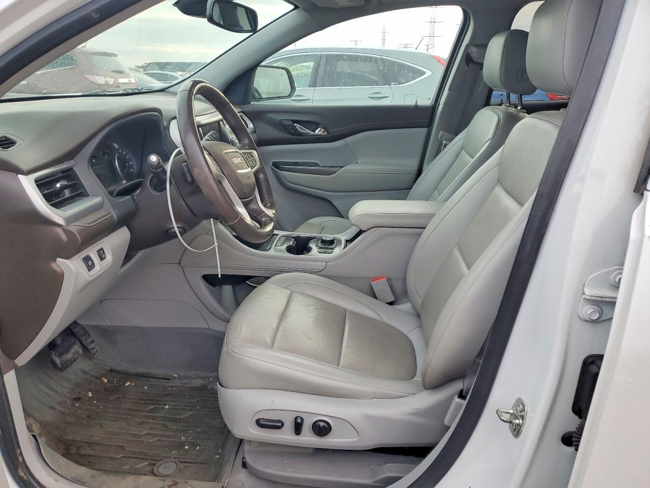 2021 GMC ACADIA SLT photo 7