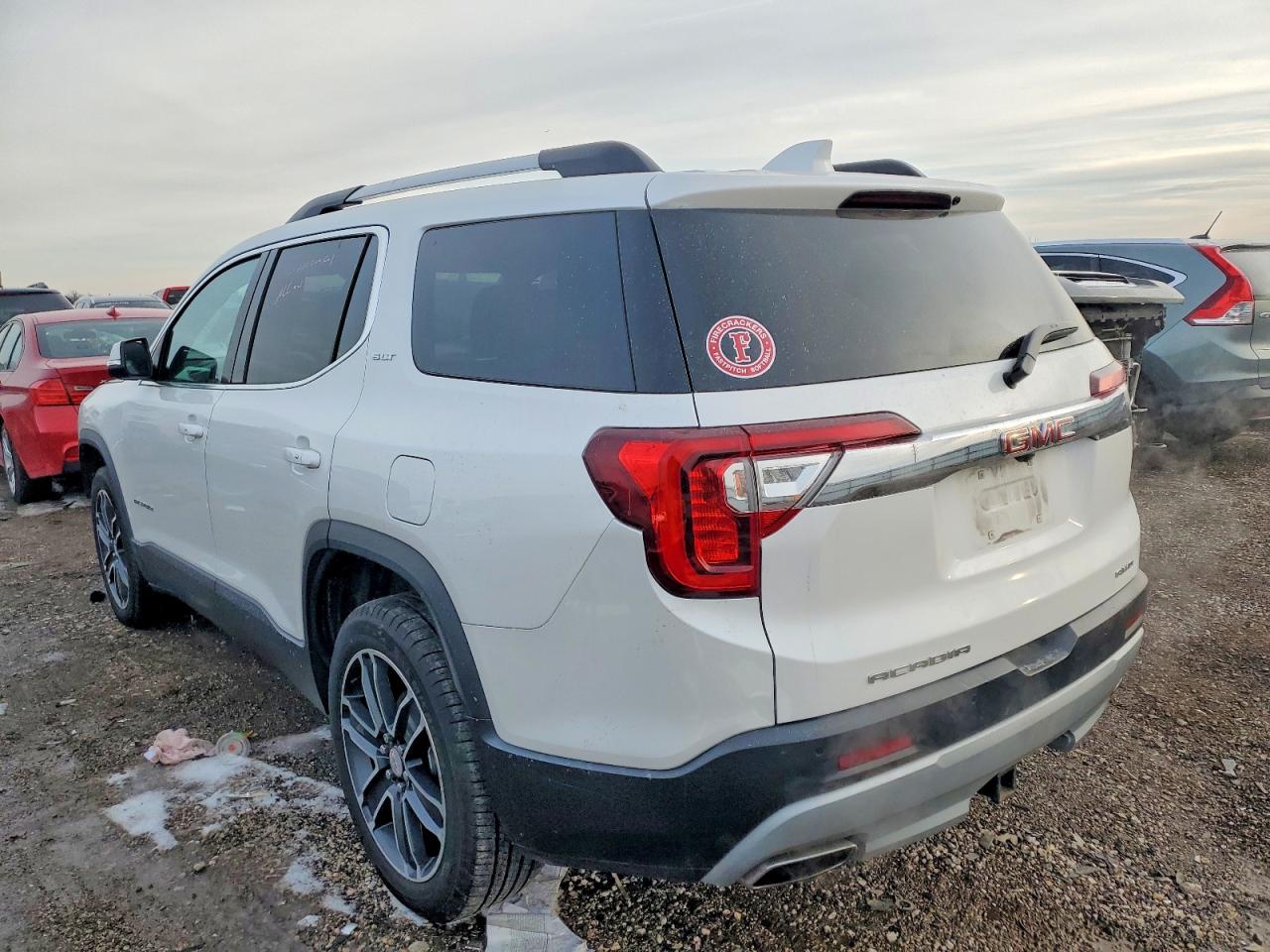 2021 GMC ACADIA SLT photo 2