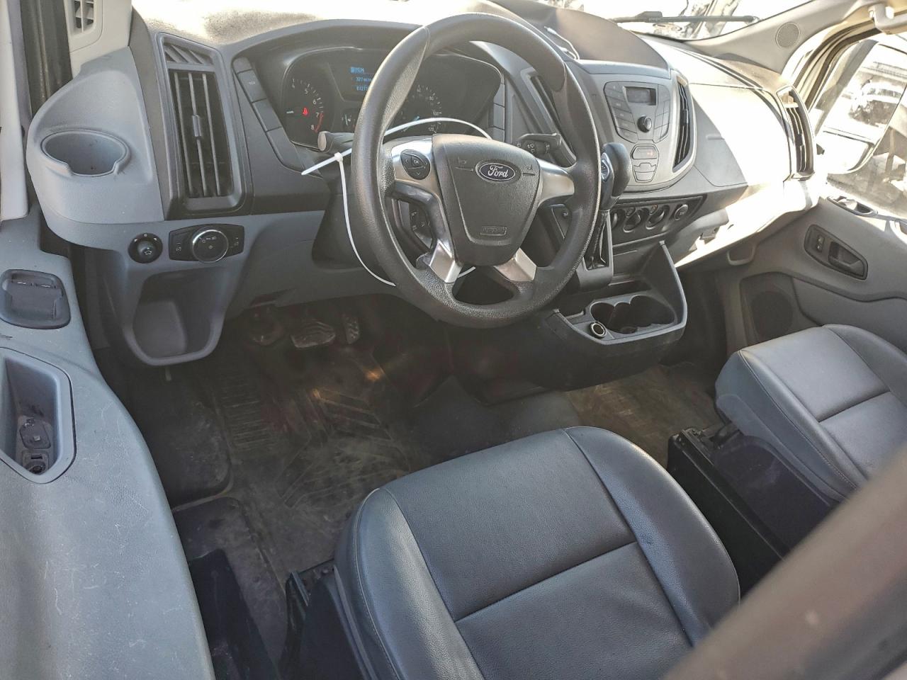 2018 FORD TRANSIT T-350 photo 8