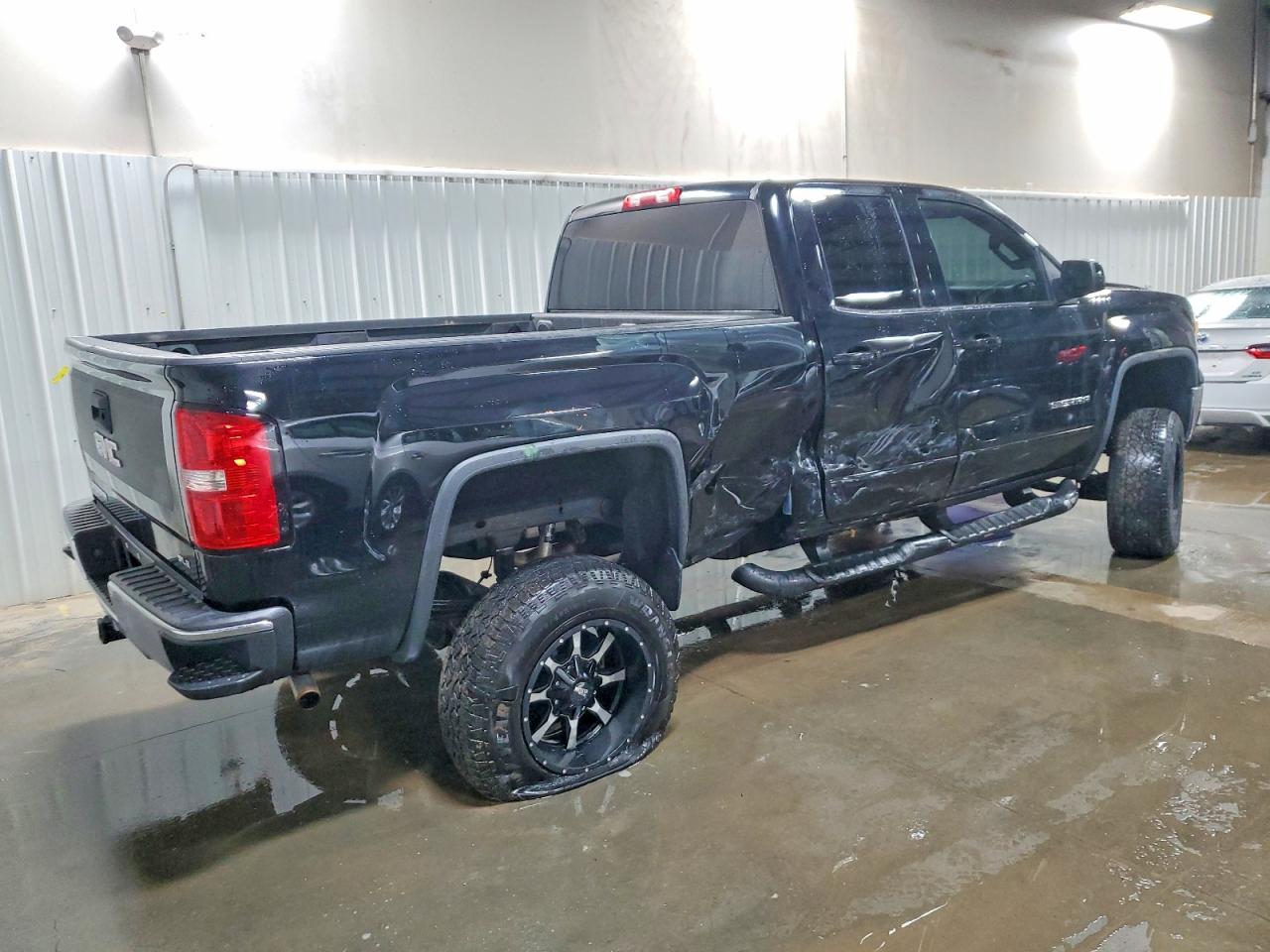 2015 GMC SIERRA K1500 SLE photo 3