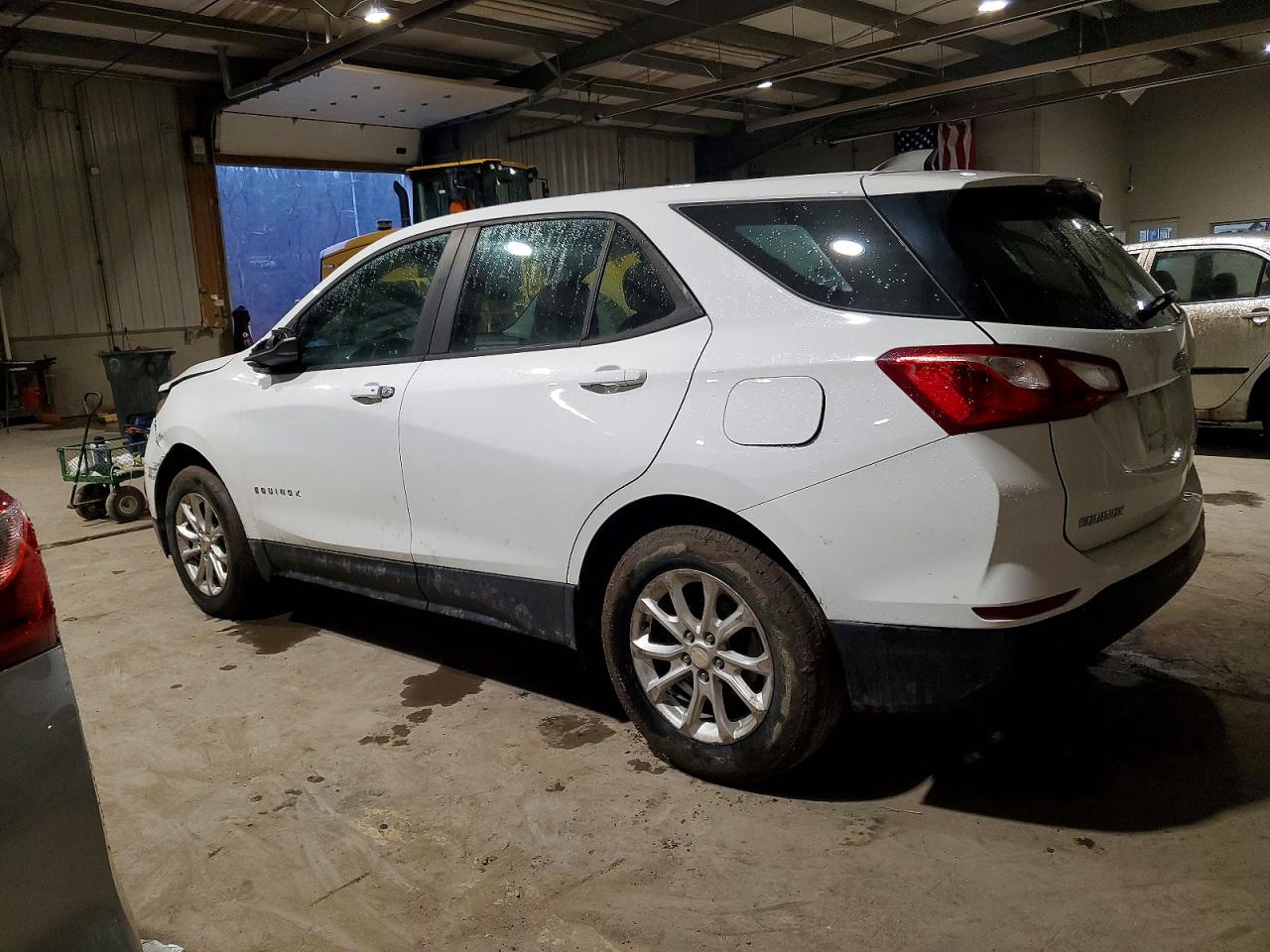 2020 CHEVROLET EQUINOX LS photo 3