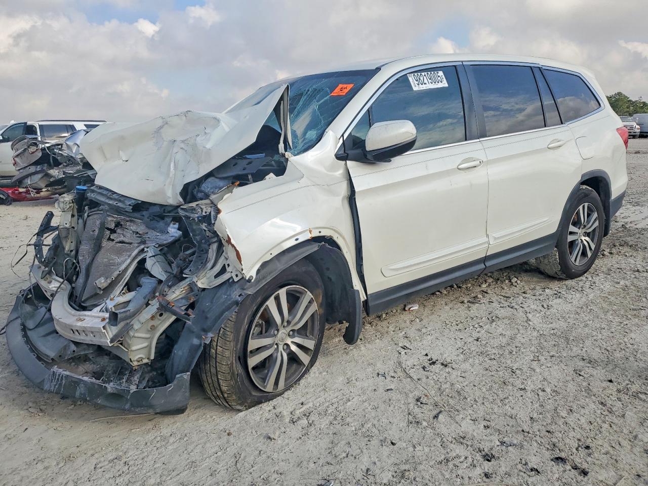 2016 HONDA PILOT
