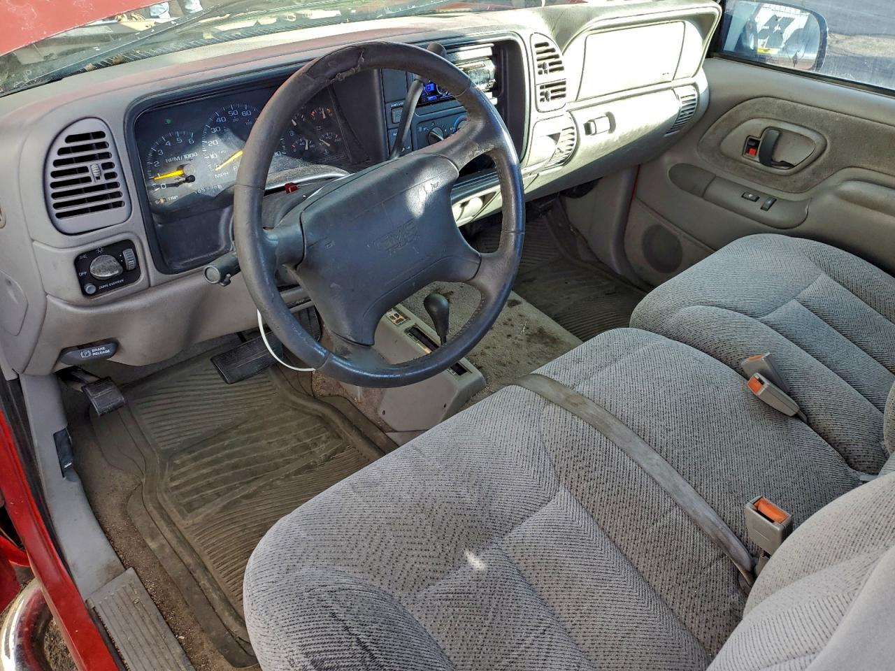1997 GMC SIERRA K1500 photo 15