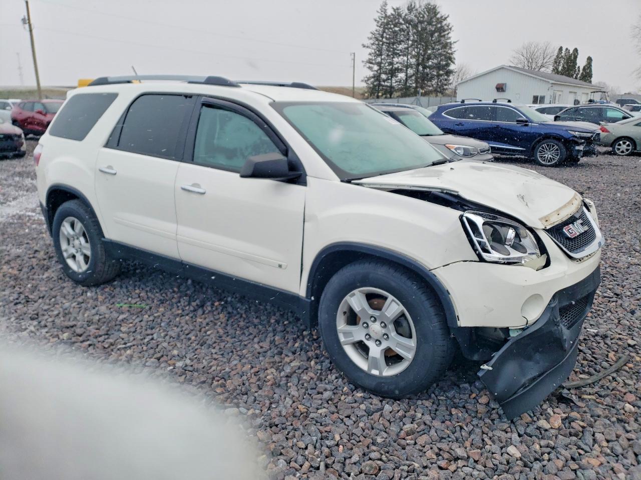 2010 GMC ACADIA SLE photo 4